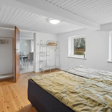 Βίλα Cozy Near Lillebaelt *